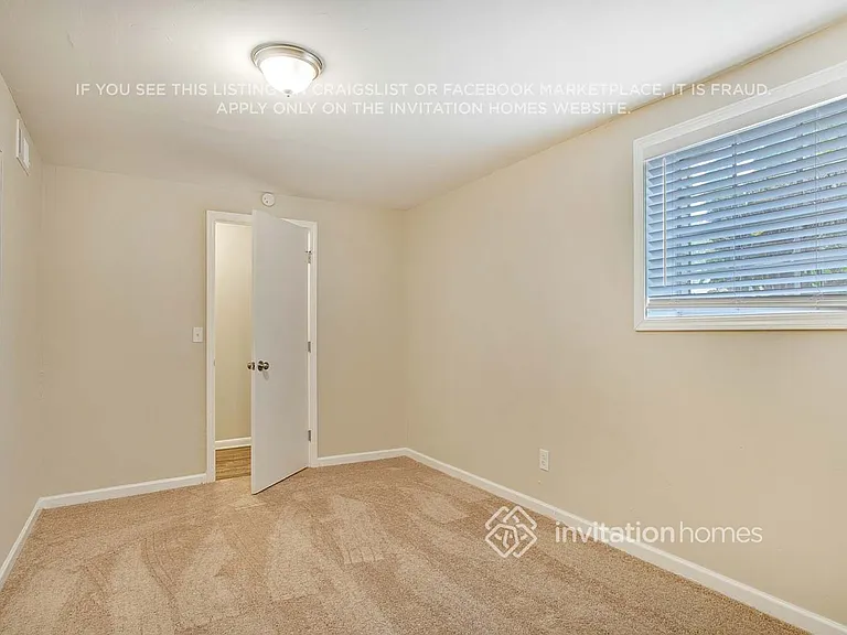 3091 Orbit Cir — Photo 17