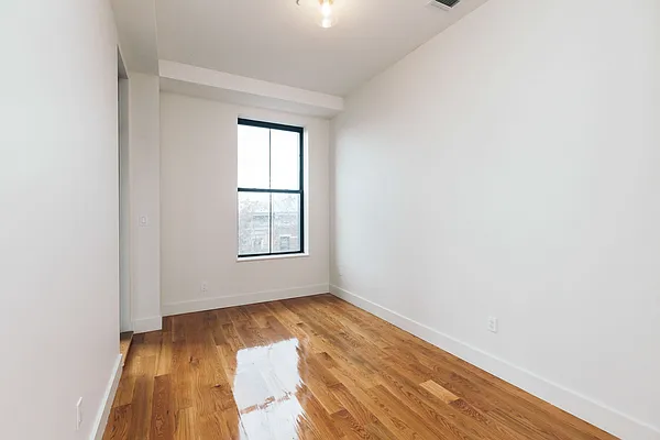Rented by Nooklyn NYC LLC | media 14