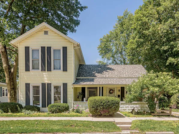 409 N Calhoun St, South Whitley, IN 46787