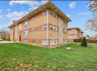 308 W Lincoln Ct #2, Addison, IL