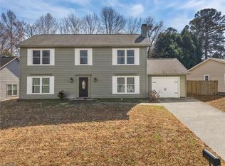 3401 Argyle Ln, Greensboro, NC 27406