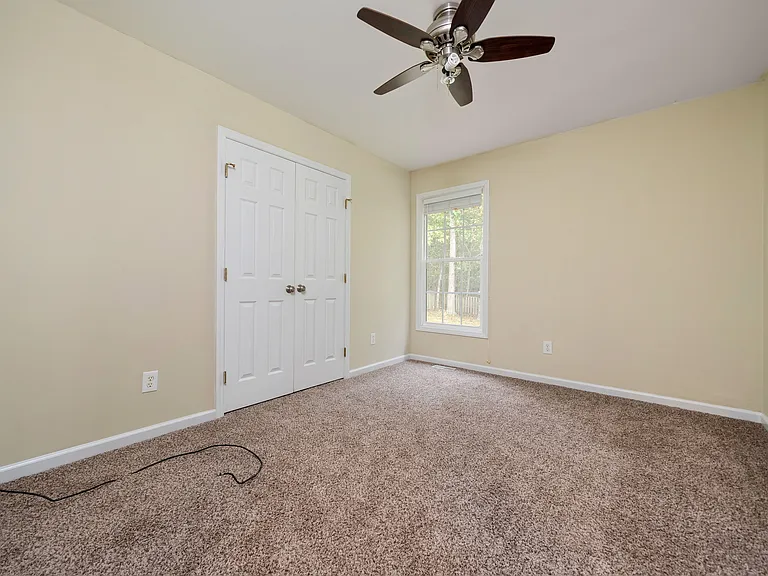 2032 Ferbow St — Photo 11