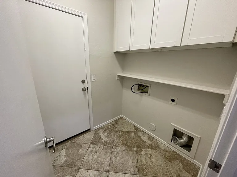 40411 W Helen Ct — Photo 8