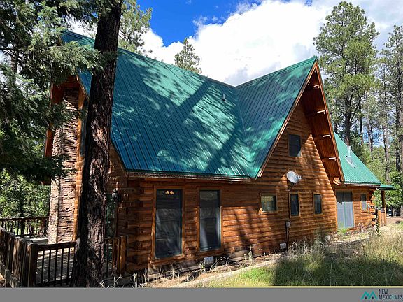 4th image of 70 Forest Dr E