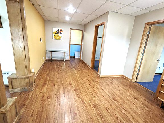 3rd image of 1729 Selby Ave Floor 1