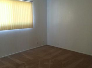 314 N Santa Clara St, Los Banos, CA 93635