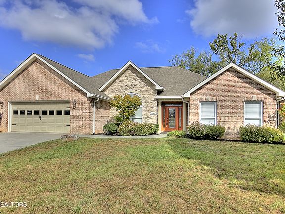 2nd image of 1021 Elsborn Ridge Rd