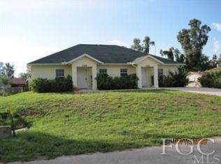 7392 Carrier Rd, Fort Myers, FL 33967