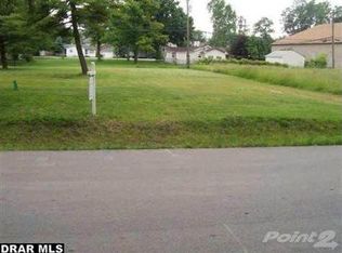 23877 Liddle St, Brownstown, MI 48183