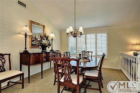 Spacious dinning room with vaulted ceilings