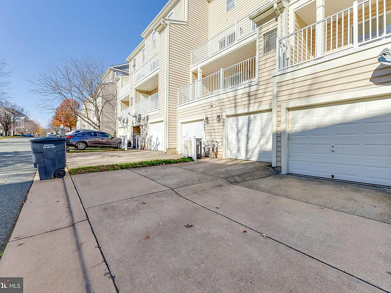 5039 Anchorstone Dr #5039 — Photo 36