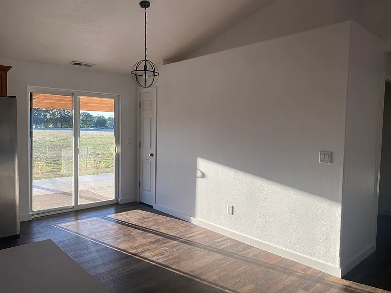 836 Fairmont Dr NE — Photo 26