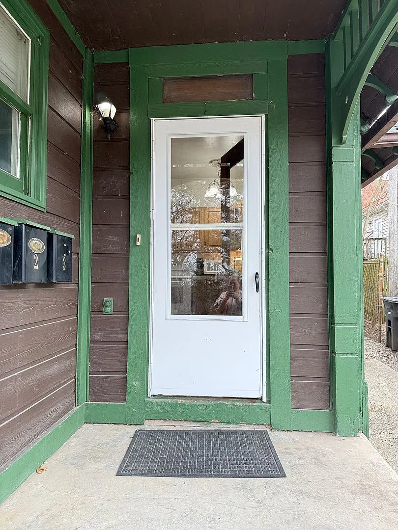 Short Term Lease Available — Photo 3
