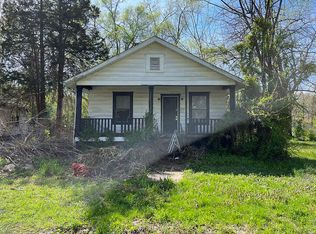 1319 N 52nd St, East Saint Louis, IL