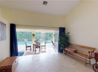 5791 Waxmyrtle Way, Naples, FL 34109