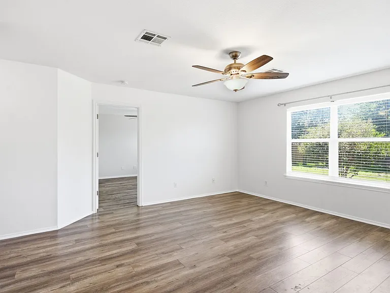 209 Rinehardt St — Photo 16