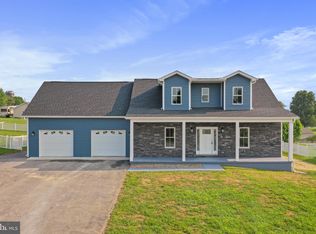 13244 Whispering Spring Dr, Greencastle, PA 17225