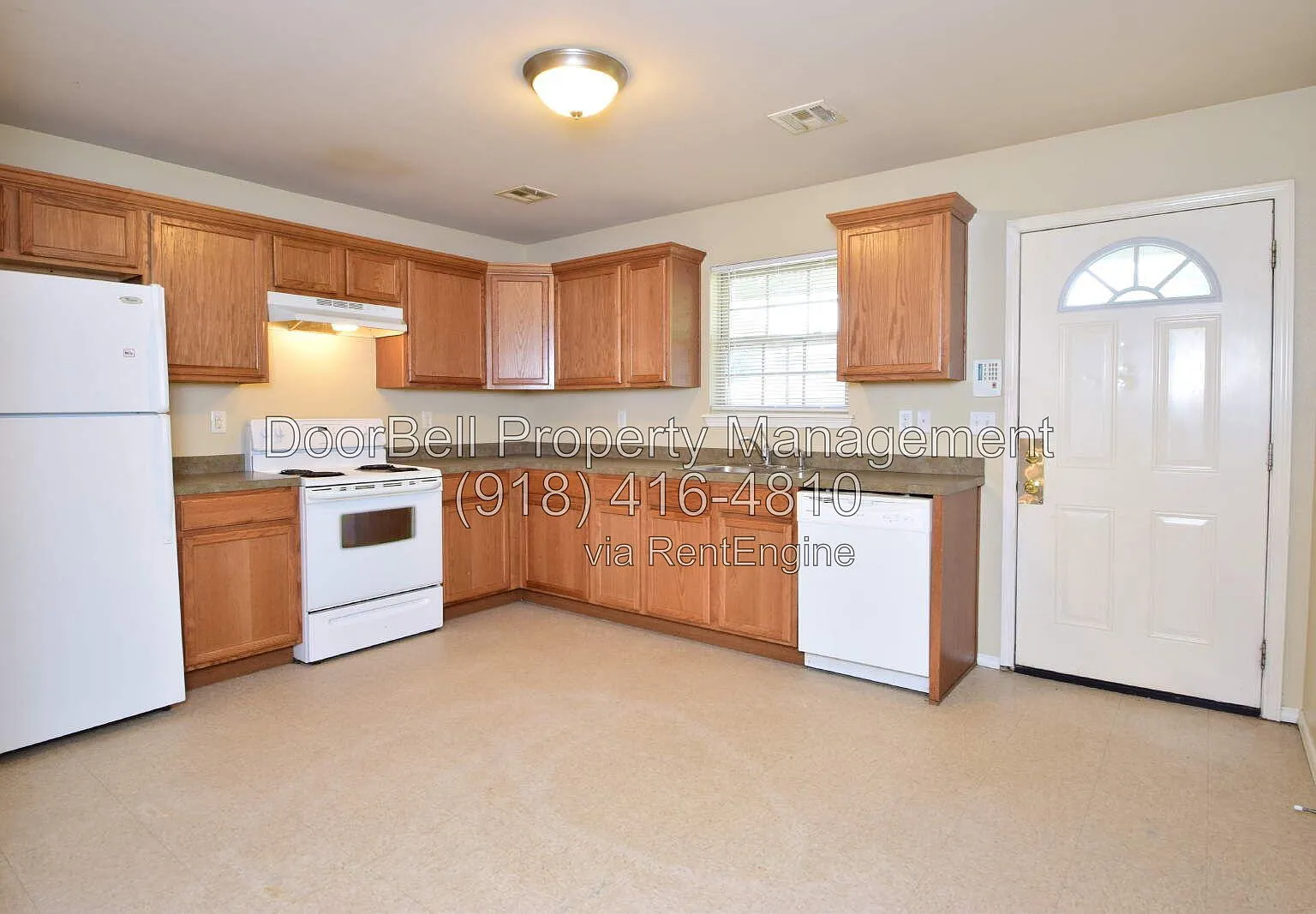 3 bed, 1.0 bath, 1110 sqft, $995 — Photo 3