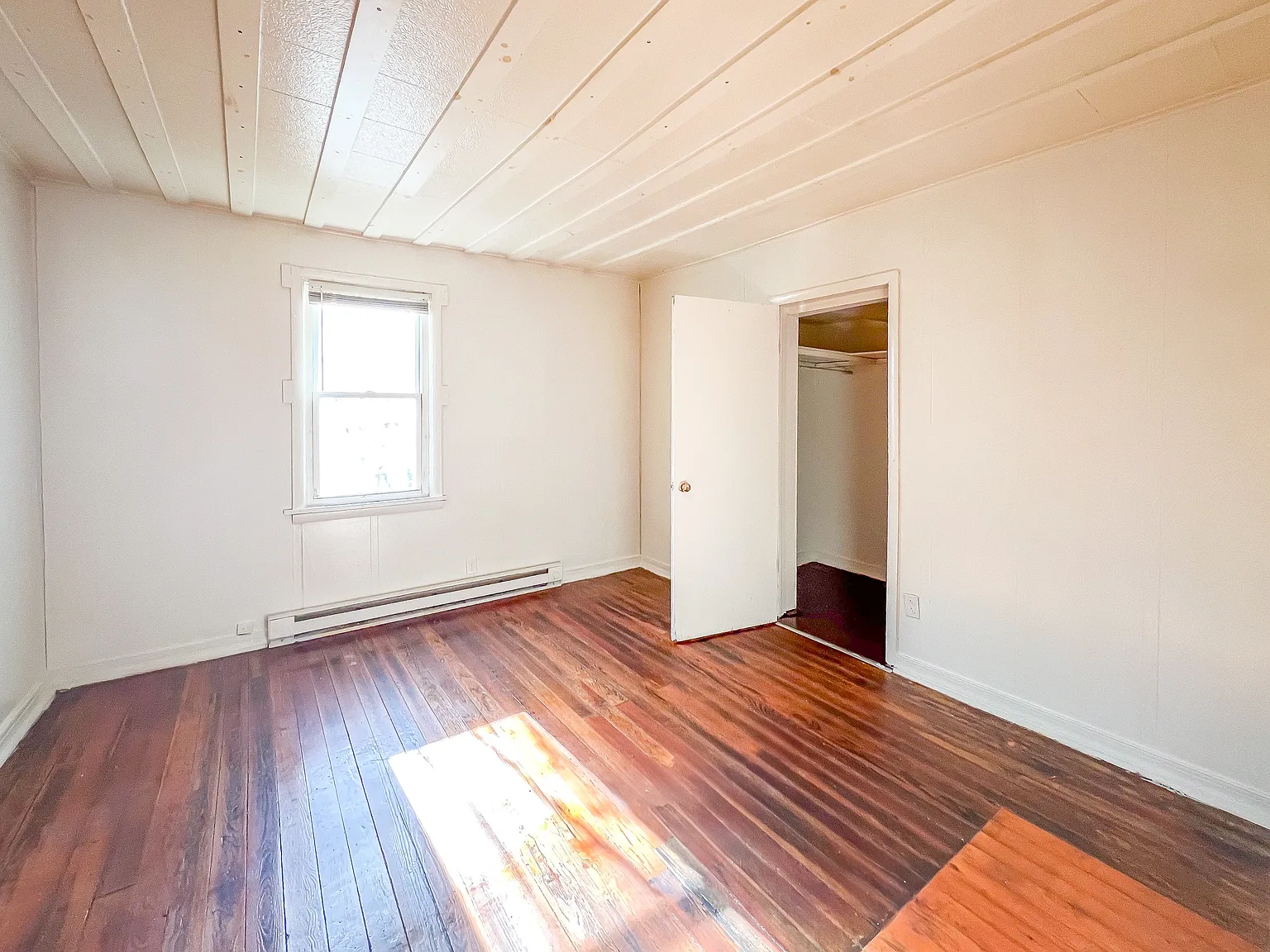3 bed, 1063 sqft, $1,199 — Photo 3