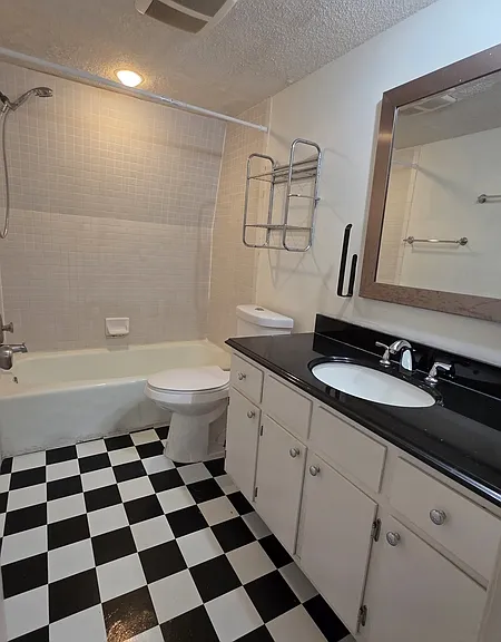1896 Poplar Woods Cir E #1-3 — Photo 6