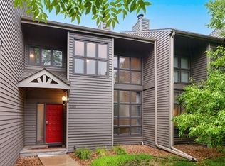 1381 Spencer Rd W, Saint Paul, MN 55108
