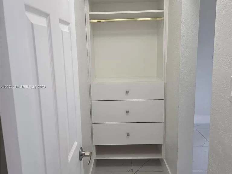 375 E 4th Ave #4 — Photo 5