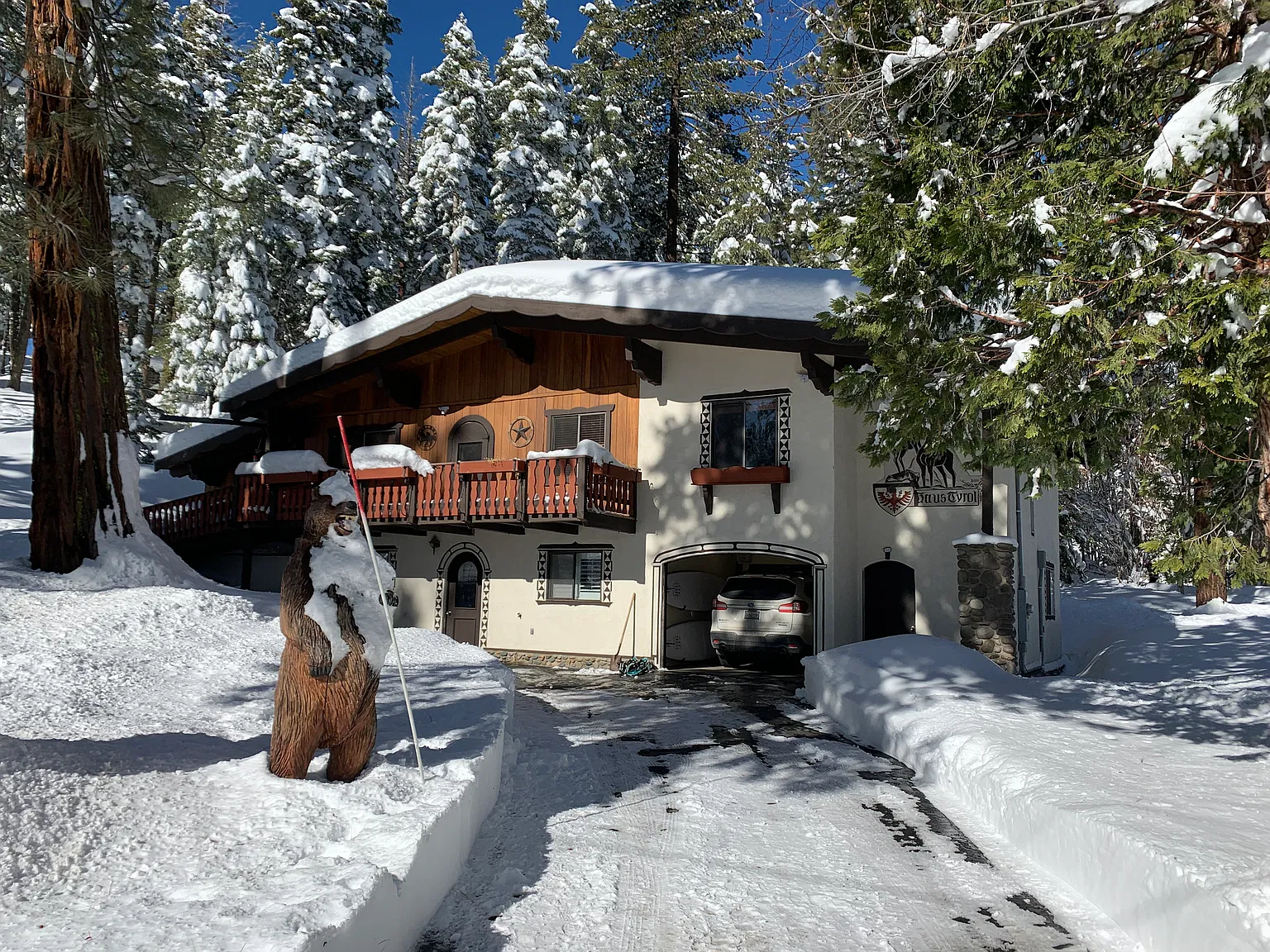 1 bed, 700 sqft, $1,900 — Photo 2