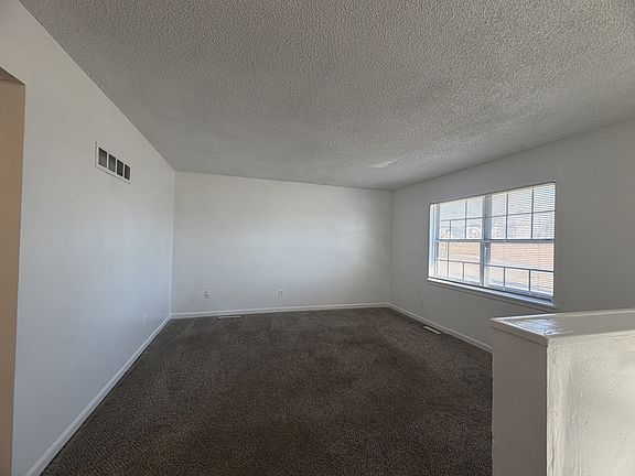 3rd image of 1112 Olive St