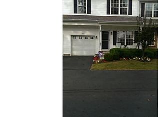 1222 Green Dr, Gahanna, OH 43230