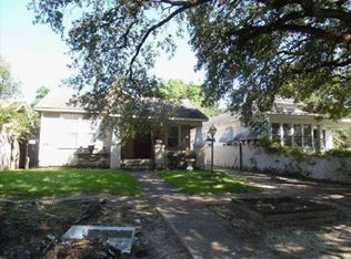 2424 McFaddin St, Beaumont, TX 77702