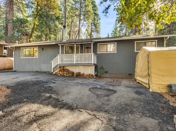 6922 Ridgeway Dr, Pollock Pines, CA 95726