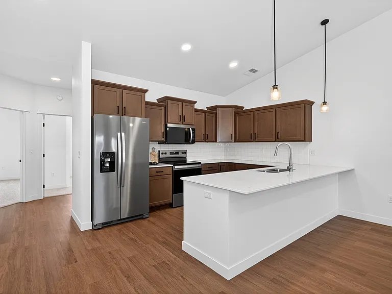 Autumn Townhomes — Photo 36