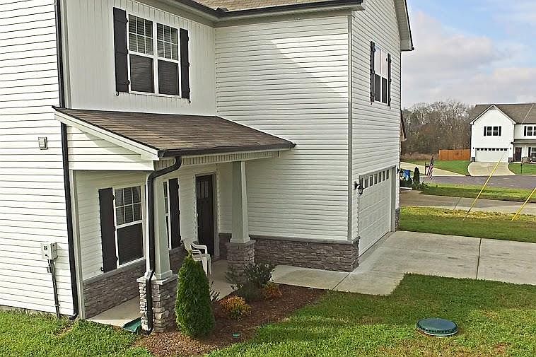 1st image of 109 Kimbell Ct