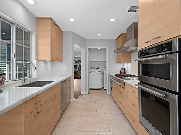 600 John K Dr Unit 102, Long Beach, CA 90803