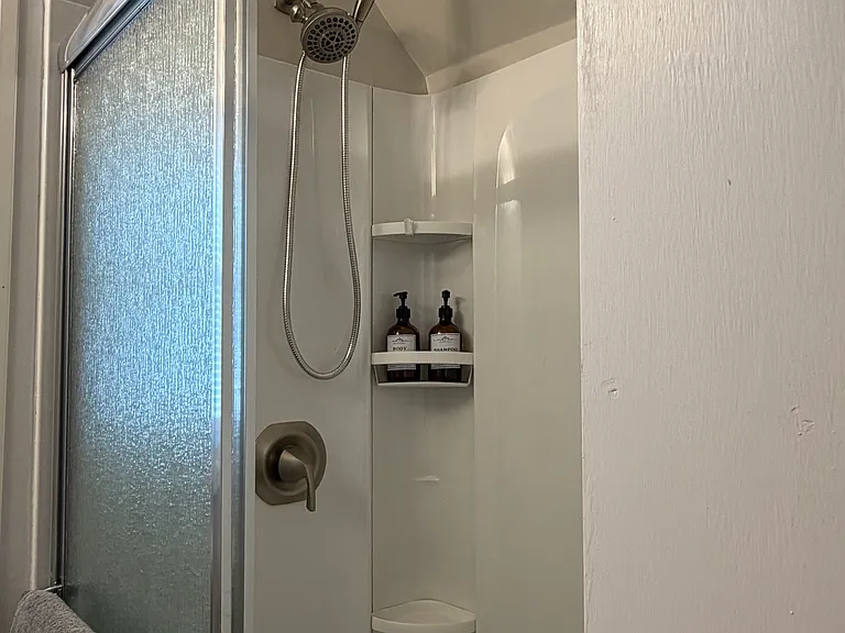 606 N Wabash Ave — Photo 19