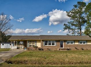 646 Waller Rd, Mount Olive, NC 28365