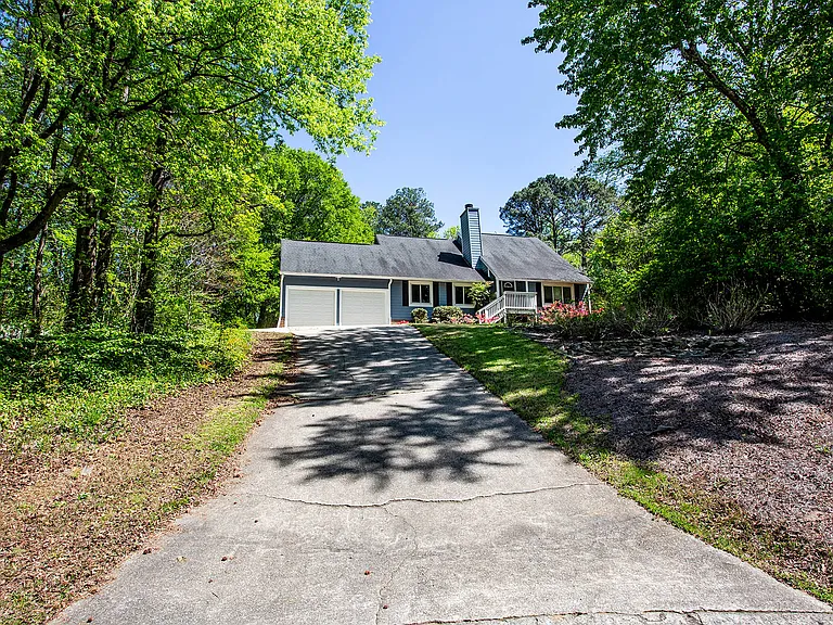 4641 Anastasia Ct SE — Photo 35