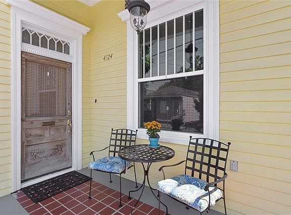 3rd image of 4524 Laurel St