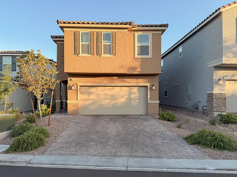 8143 Desert Cassia Ave — Photo 1