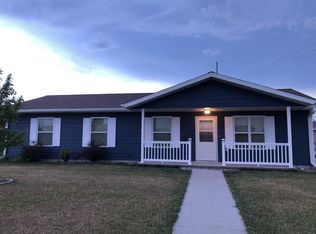 1205 E 17th St, Kearney, NE 68847