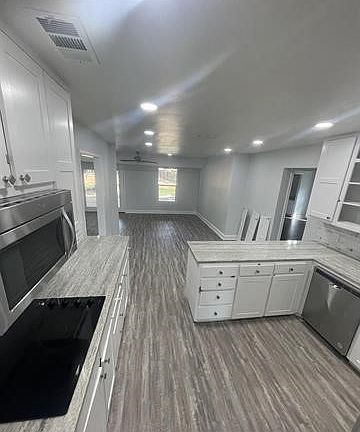 4th image of 291 N Bay Dr
