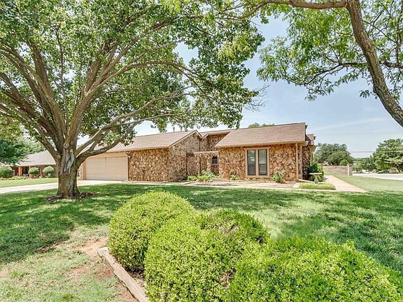 2nd image of 4436 Tamarisk Dr