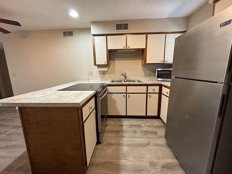 276 Lake Havasu Ave S #C23 — Photo 6