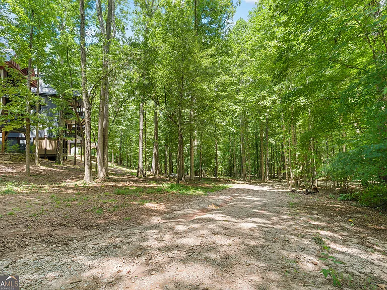 110 Arcadia Ave — Photo 52
