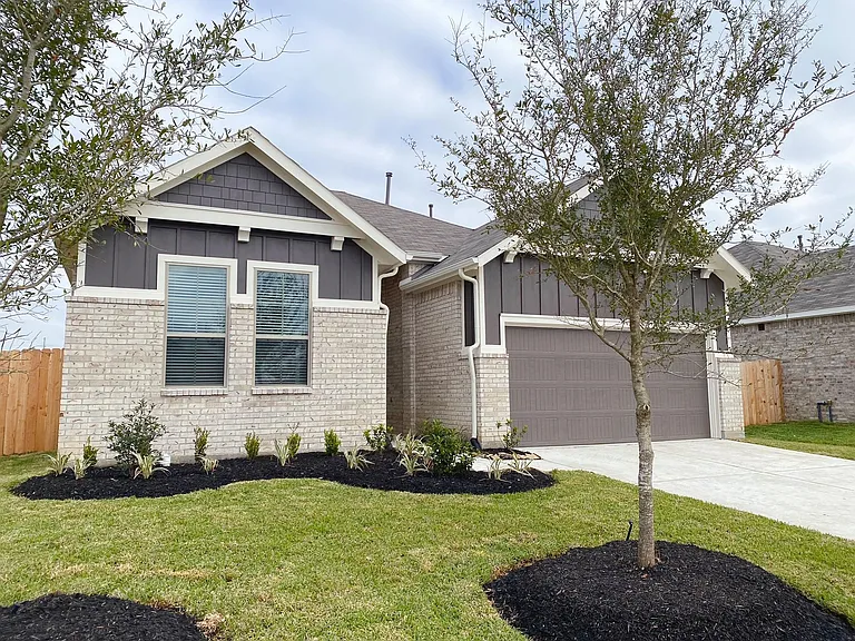 4715 Purple Fountain Dr — Photo 1