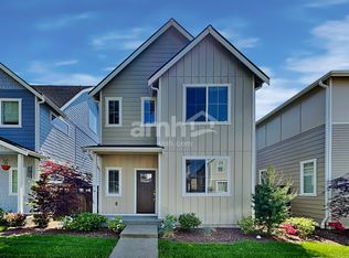 33023 Lookout Ln, Black Diamond, WA 98010