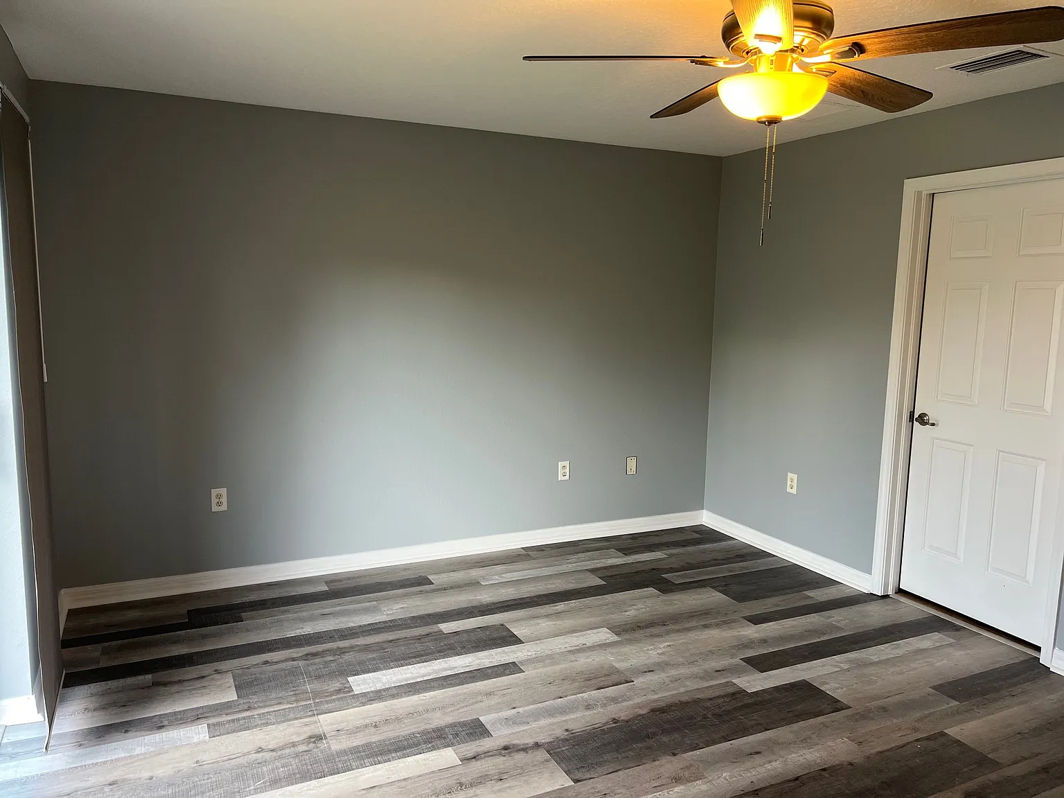 3 bed, 3.5 bath, 1917 sqft, $2,850 — Photo 4