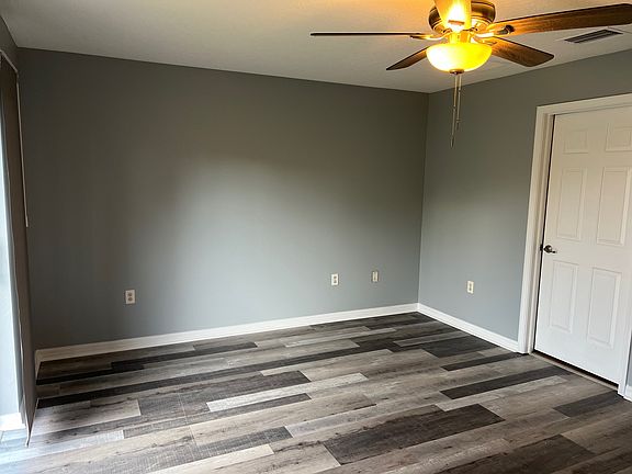 5th image of 1314 Salem Orchard Ln