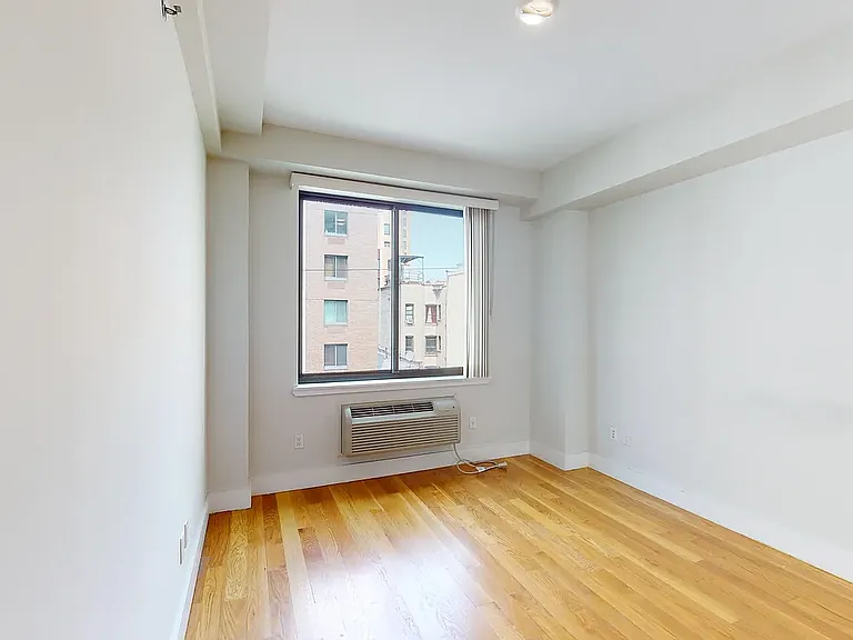 71 E 110th St #5B — Photo 10