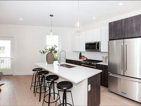 105 Washington St #2C, Somerville, MA 02143